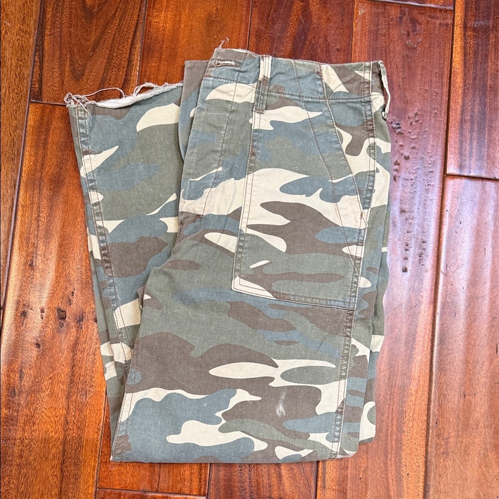 MOTHER “The Shaker” Chopped Cropped Pants- Size 26. - Picture 10 of 10